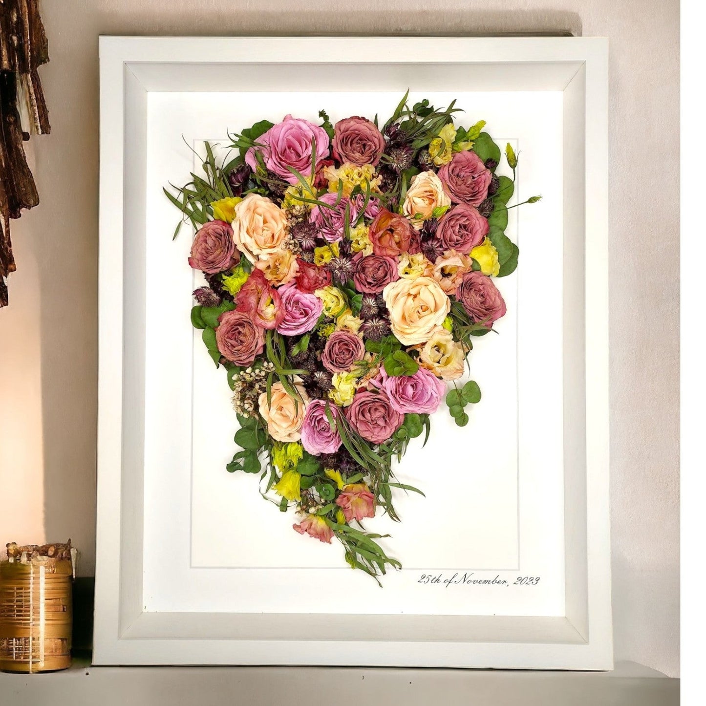 SIÓG Botanicals 40cm x 50cm: Average bouquet / Cascading (For teardrop bouquets) / No 3D Preserved Bouquet in Shadow Box