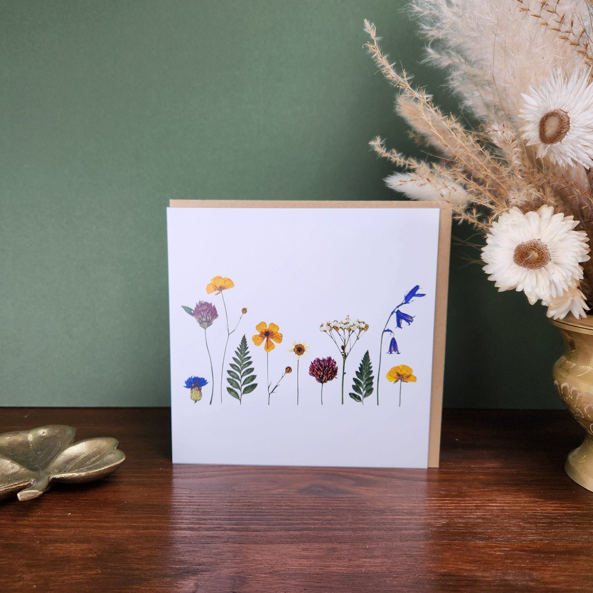 SIÓG Botanicals 'Bláthanna dúchasacha' Native Flowers Greeting Card