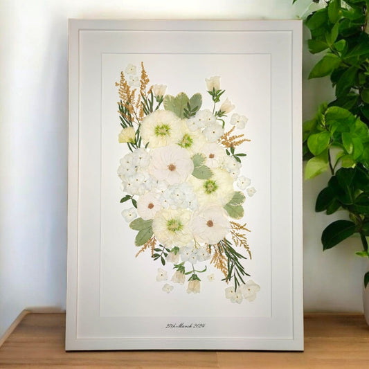 SIÓG Botanicals White / Traditional (no spacing) Pressed Flower Artwork on Canvas: 50cm x 70cm